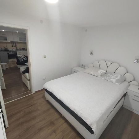 شقة Bilja'S House Ni المظهر الخارجي الصورة